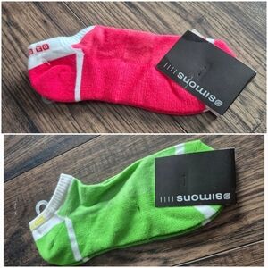 *FREE With Purchase Simons 2 pair cotton ankle low profile socks